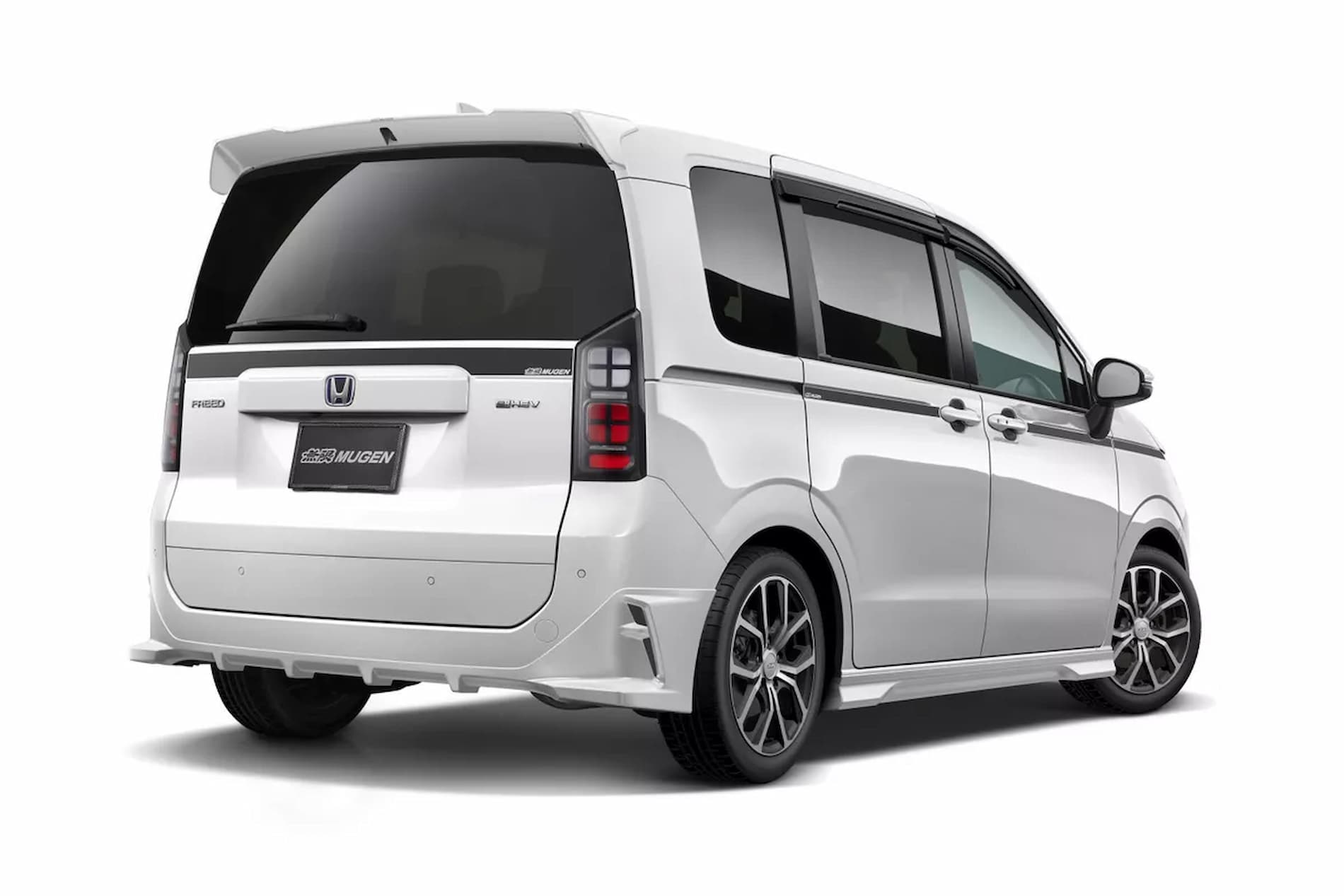 Mugen добавил изюминки в экстерьер нового Honda Freed