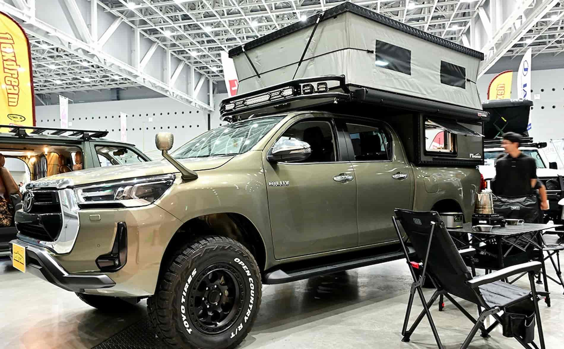 Представлен двухэтажный Toyota Hilux: в нем можно жить трем путешественникам