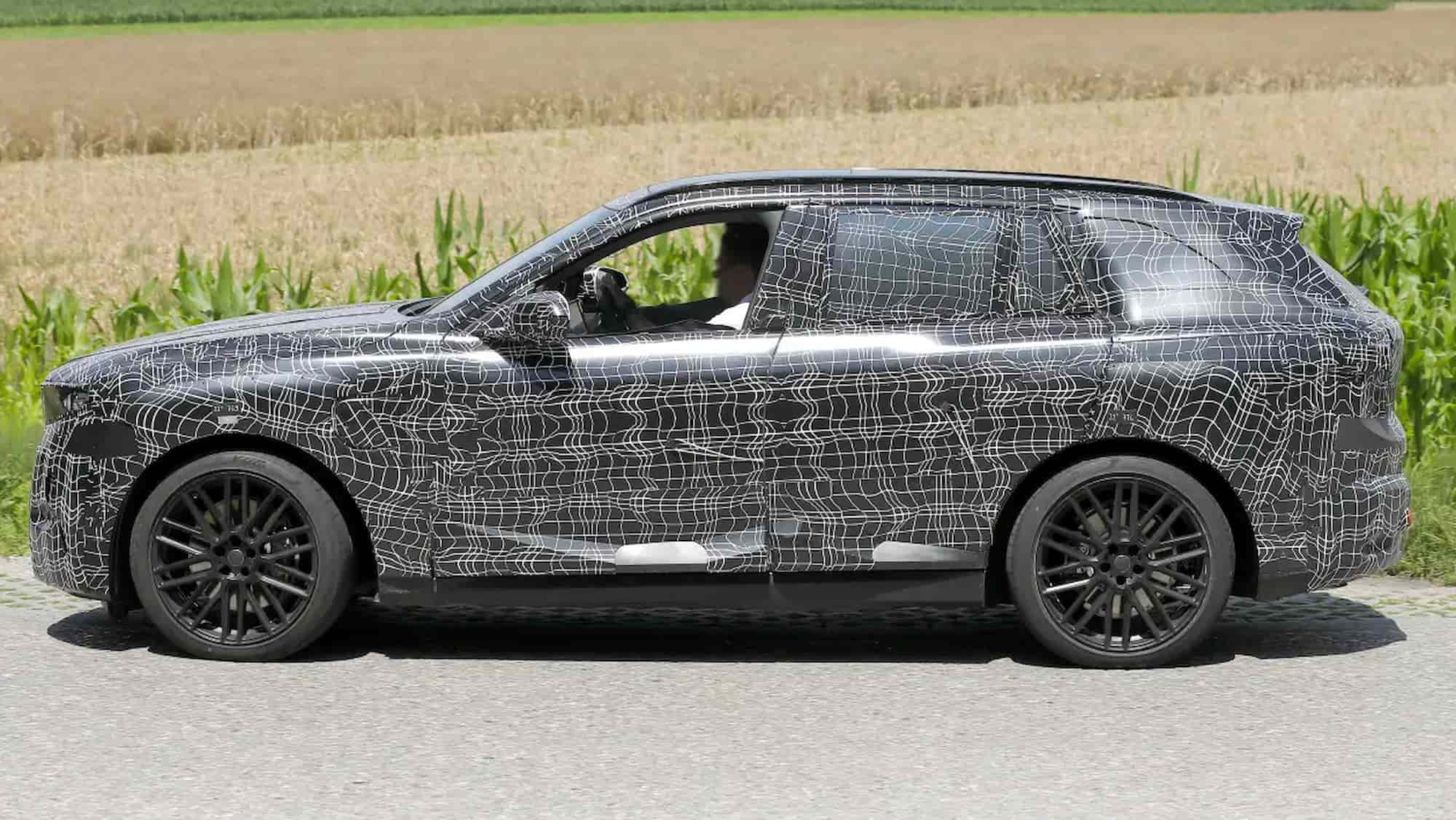 Следующему поколению BMW X5 полностью переделают дизайн