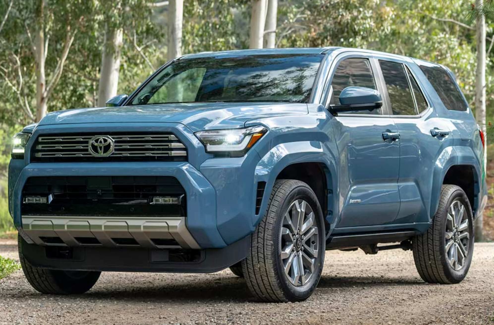 Выход в продажу нового Toyota 4Runner откладывается