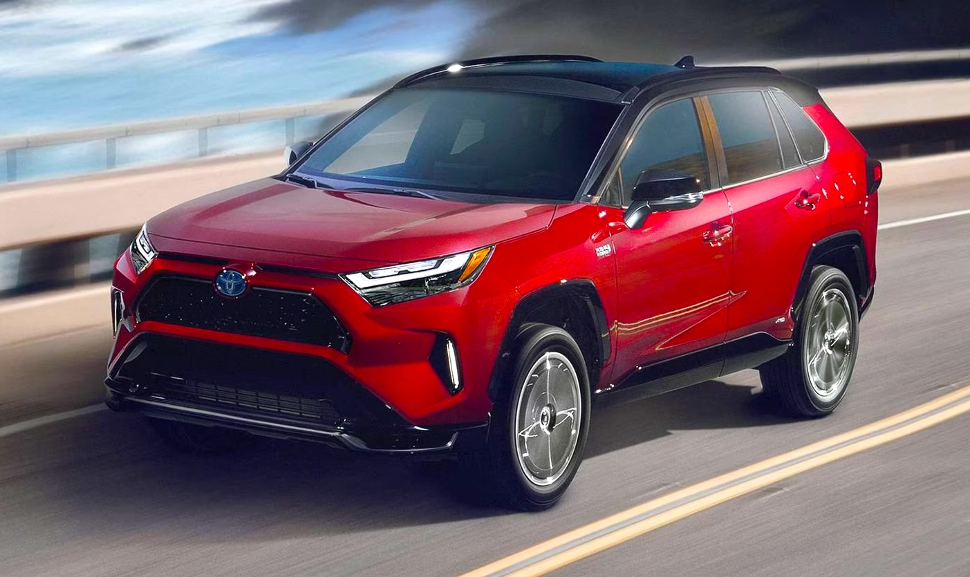 Toyota RAV4 – самый популярный кроссовер компании, но не самый надежный