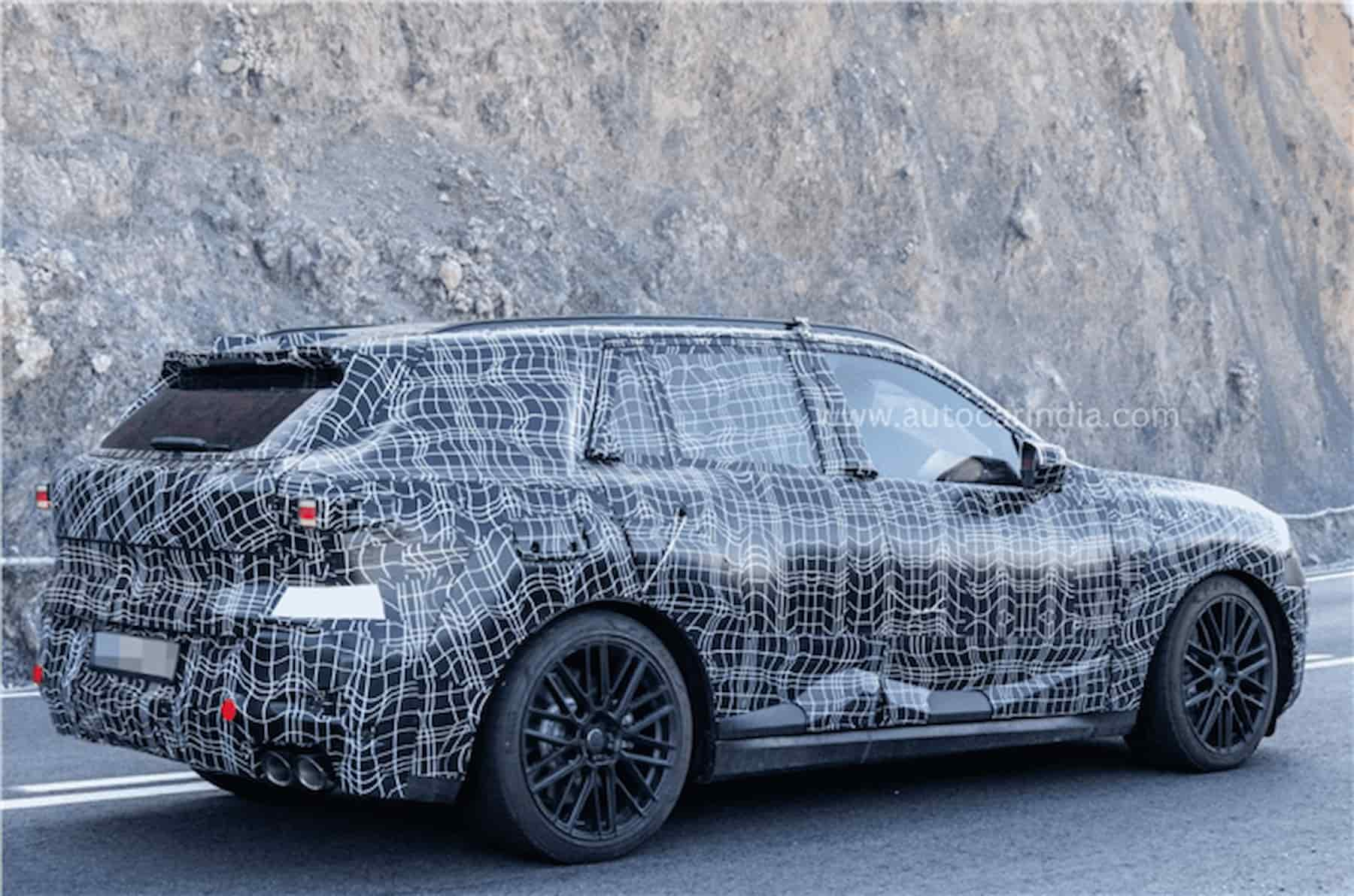 Новый BMW X5 (2026) попал в фотообъективы папарацци