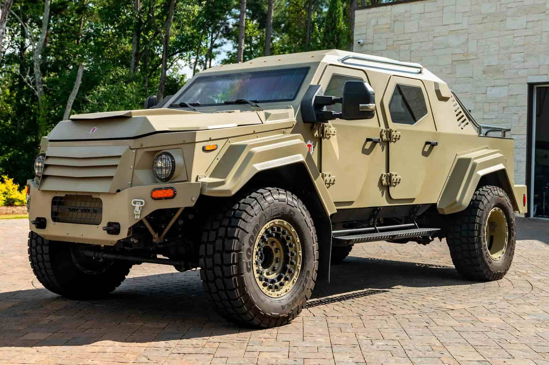 Бронированный военный внедорожник Terradyne Gurkha RPV продают за 8 миллионов рублей