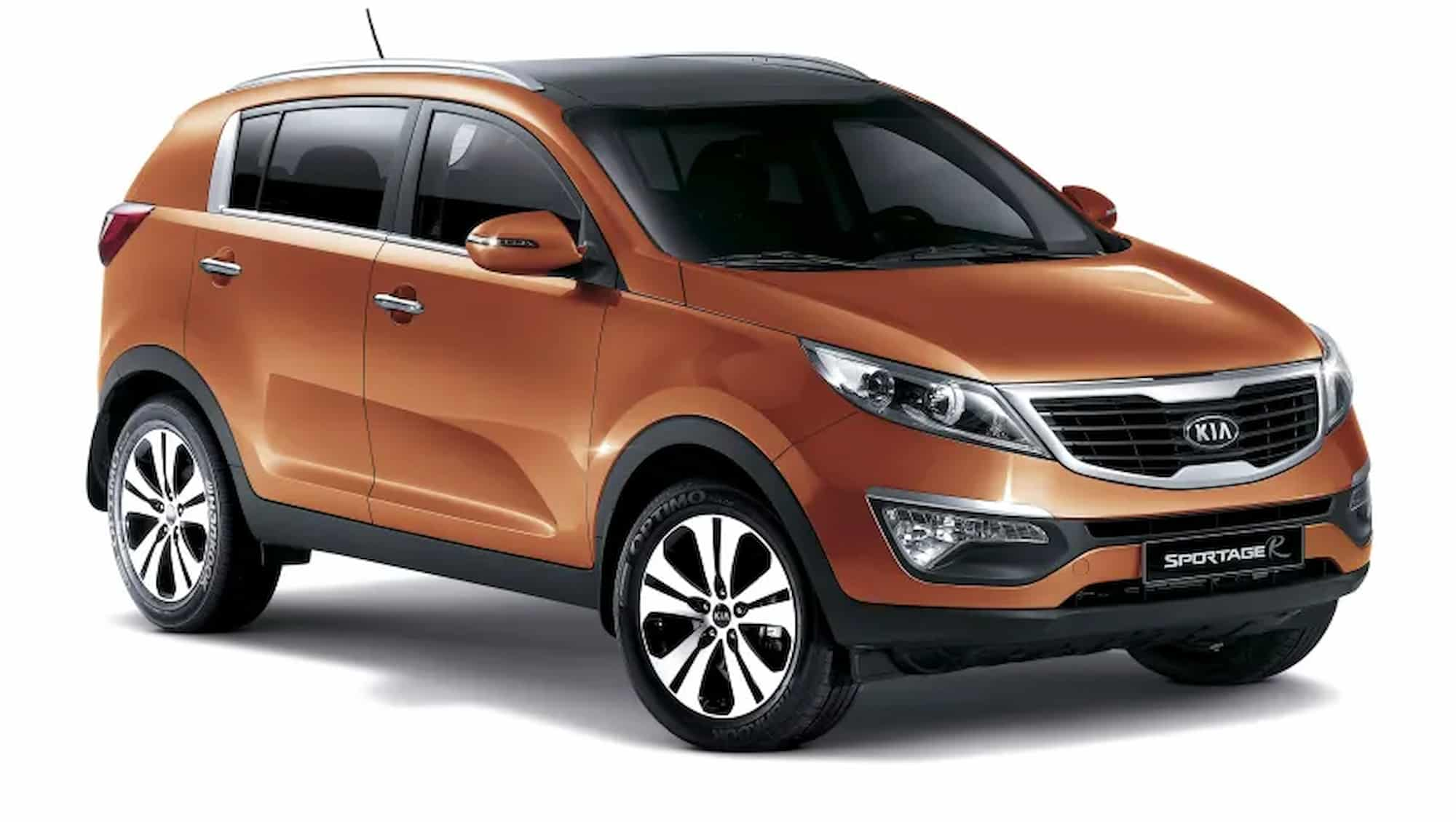 Владельцев Kia Sportage, Rio, Sorento, Cerato и других просят не ставить свои машины в гараж