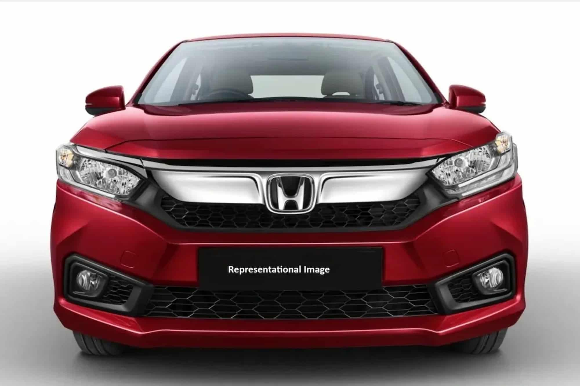 Honda начала испытания нового поколения недорогого седана Amaze