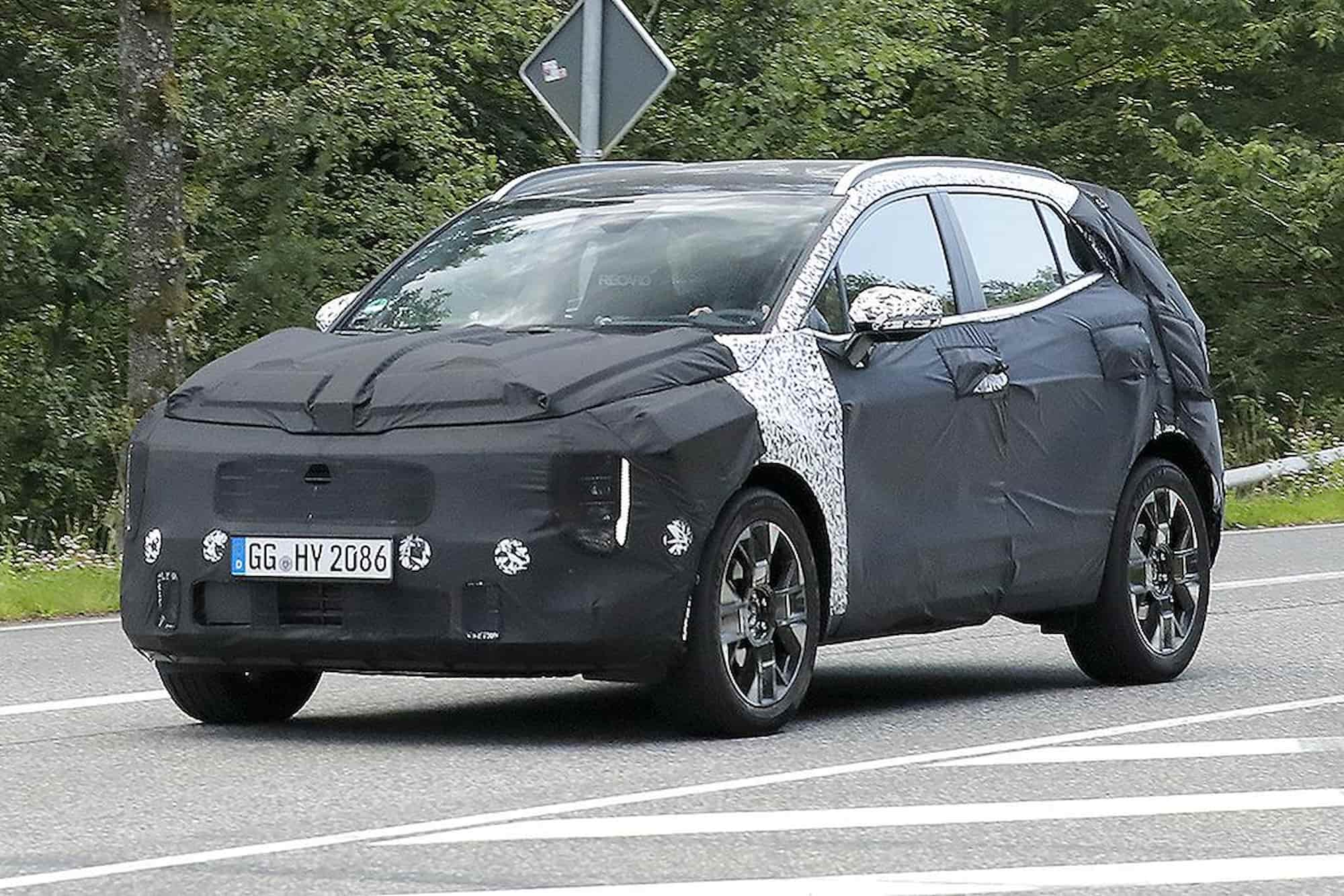 Рестайлинговый Kia Sportage (2025) показан на очередных неофициальных рендерах