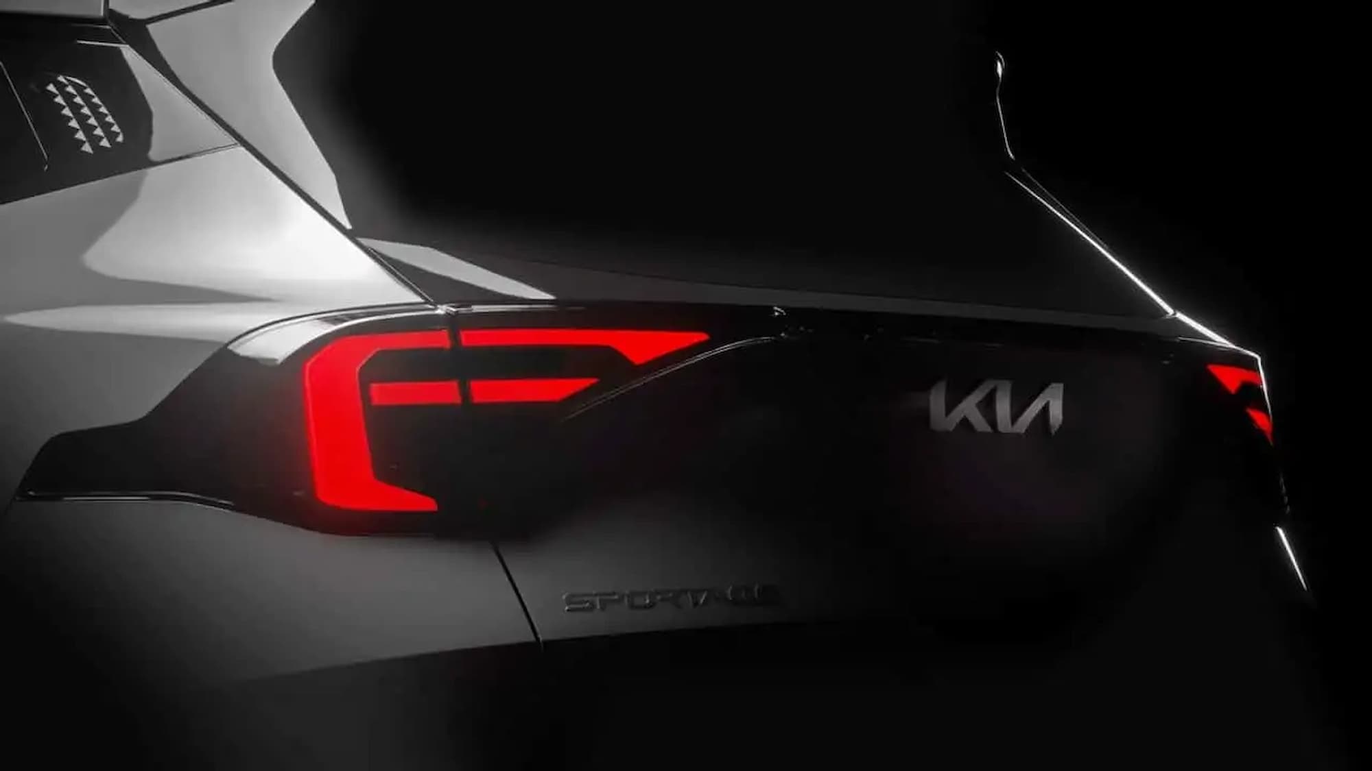 Kia начинает раскрывать дизайн рестайлингового Sportage 2025