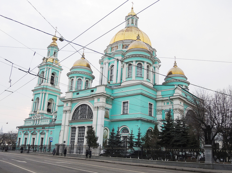 В Елоховском соборе обворовали священника