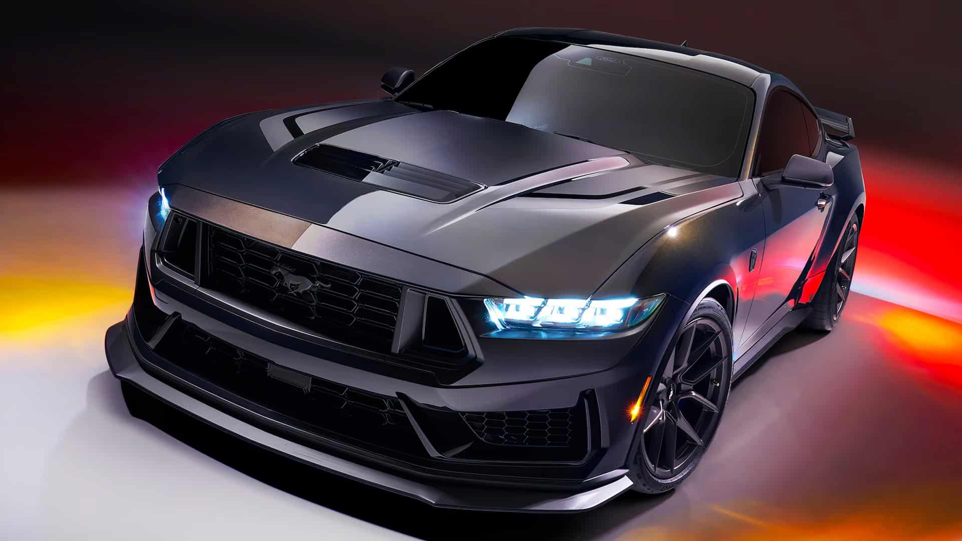 Мужчина прождал новый Ford Mustang Dark Horse два года, но прямо перед доставкой его украли